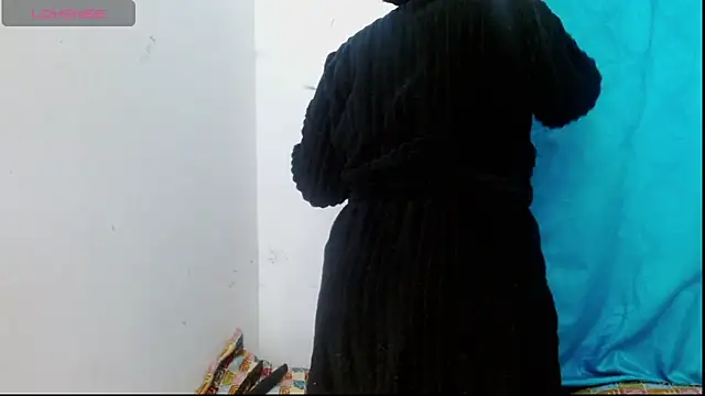 Snapshot of cristina_connor chatting on 12.04.25 cristina connor online show from 12.04.25