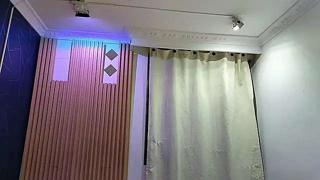 Snapshot of Cataleyalove_ADY chatting on 03.22.25 Cataleyalove ADY online show from 03.22.25