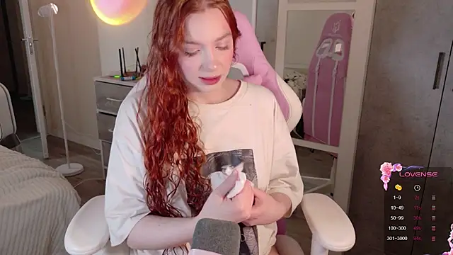 Snapshot of cinnabon_girls chatting on 01.16.26 cinnabon girls online show from 01.16.26