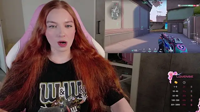 Snapshot of cinnabon_girls chatting on 02.08.26 cinnabon girls online show from 02.08.26