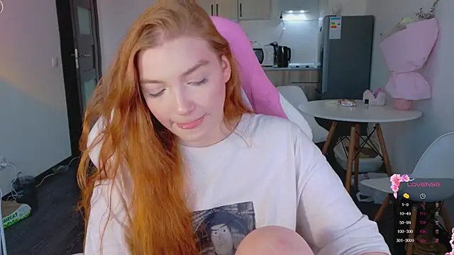 Snapshot of cinnabon_girls chatting on 03.14.26 cinnabon girls online show from 03.14.26