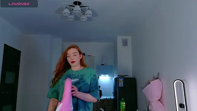 Snapshot of cinnabon_girls chatting on 03.23.26 cinnabon girls online show from 03.23.26