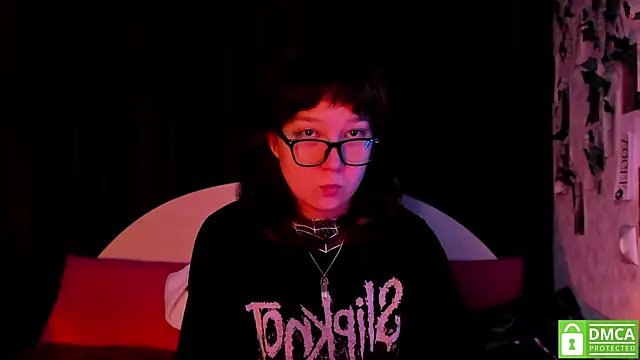 dreamgirllovee online show from 10.30.25