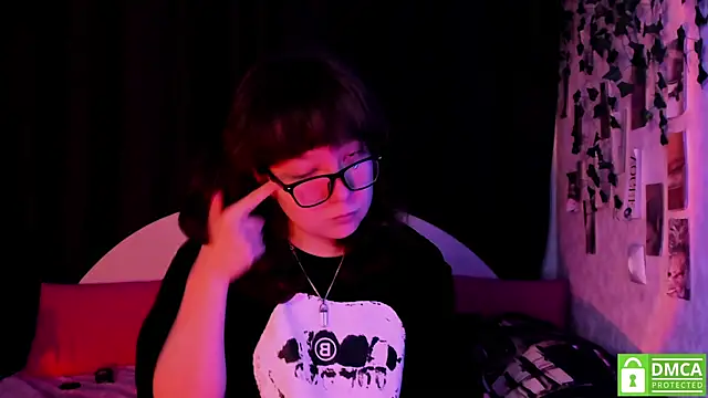 dreamgirllovee online show from 11.13.25