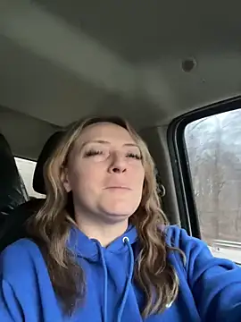 Snapshot of lezbean24 chatting on 02.24.26 lezbean24 online show from 02.24.26