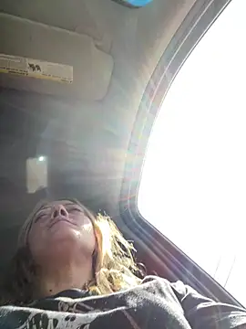 Snapshot of lezbean24 chatting on 03.15.26 lezbean24 online show from 03.15.26