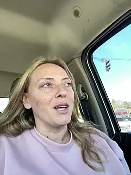 Snapshot of lezbean24 chatting on 03.22.26 lezbean24 online show from 03.22.26