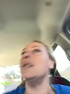 Snapshot of lezbean24 chatting on 03.29.26 lezbean24 online show from 03.29.26