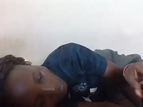 SexyNeedle22 online show from 01.15.26