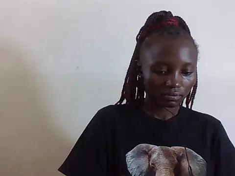 SexyNeedle22 online show from 02.10.26