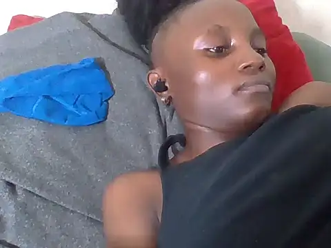 SexyNeedle22 online show from 06.14.26