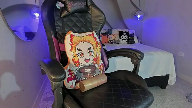 IamNayuta online show from 01.10.26