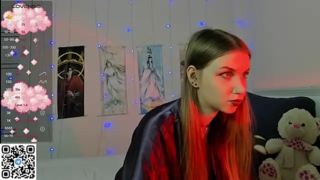 Snapshot of JorRoger chatting on 01.25.25 JorRoger online show from 01.25.25