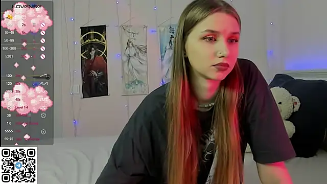 Snapshot of JorRoger chatting on 02.01.25 JorRoger online show from 02.01.25