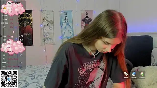 Snapshot of JorRoger chatting on 02.08.25 JorRoger online show from 02.08.25