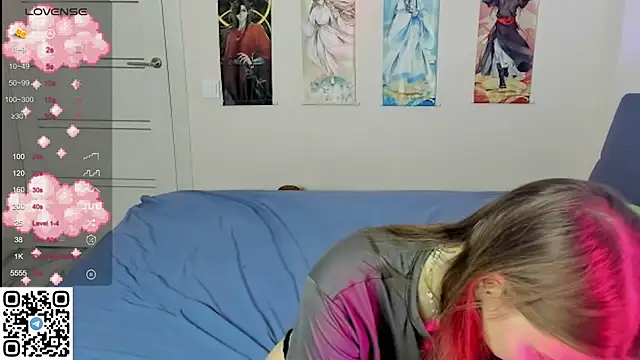 Snapshot of JorRoger chatting on 03.08.25 JorRoger online show from 03.08.25