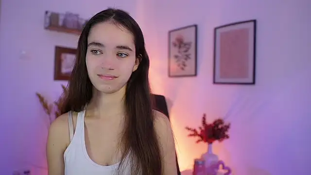 Gia Paige18 online show from 10.16.25