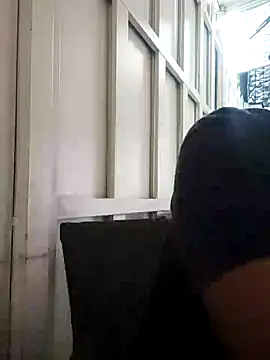 ELLA KELLY online show from 02.11.25