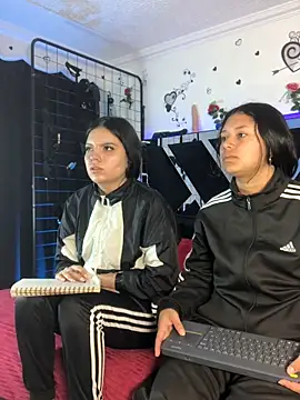 1lovelygirls online show from 11.17.25