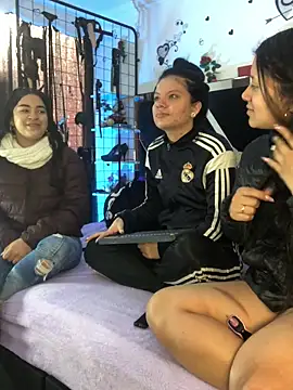 1lovelygirls online show from 12.03.25