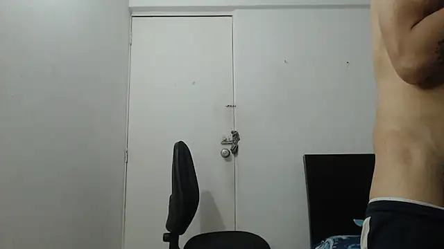 Snapshot of dimitriquiet05 chatting on 12.02.24 dimitriquiet05 online show from 12.02.24