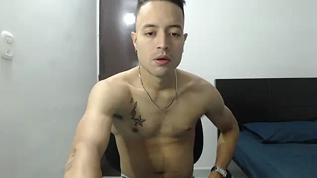 Snapshot of dimitriquiet05 chatting on 12.26.24 dimitriquiet05 online show from 12.26.24