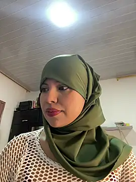 lalilamassu1 online show from 03.13.25