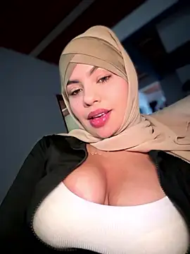 lalilamassu1 online show from 01.18.26