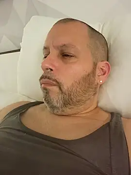 Snapshot of Just2much chatting on 01.08.26 Just2much online show from 01.08.26