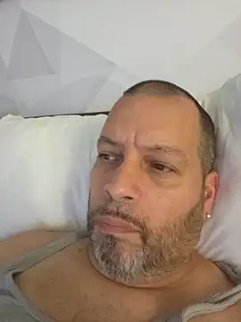 Snapshot of Just2much chatting on 03.19.26 Just2much online show from 03.19.26