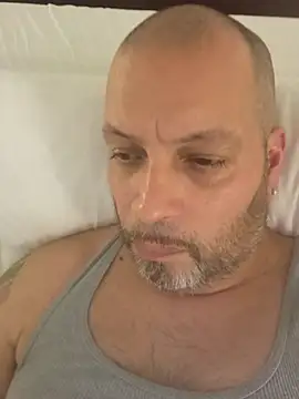 Snapshot of Just2much chatting on 03.26.26 Just2much online show from 03.26.26