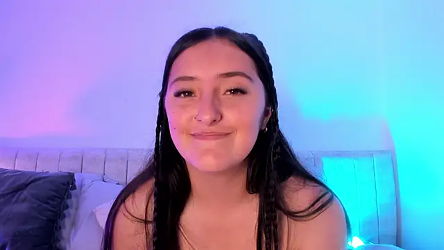 Snapshot of Kathia_Morelli chatting on 01.18.25 Kathia Morelli online show from 01.18.25