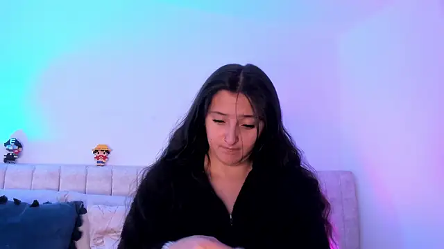 Snapshot of Kathia_Morelli chatting on 02.19.25 Kathia Morelli online show from 02.19.25