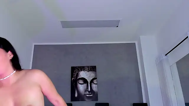 Snapshot of Kathia_Morelli chatting on 03.18.25 Kathia Morelli online show from 03.18.25
