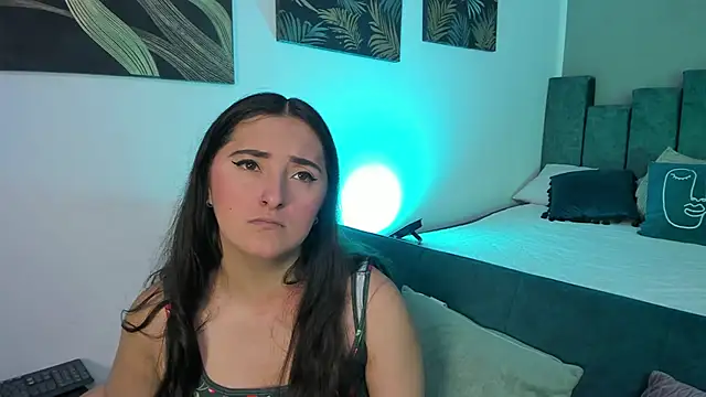 Snapshot of Kathia_Morelli chatting on 09.25.25 Kathia Morelli online show from 09.25.25