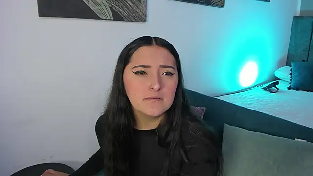 Snapshot of Kathia_Morelli chatting on 10.02.25 Kathia Morelli online show from 10.02.25