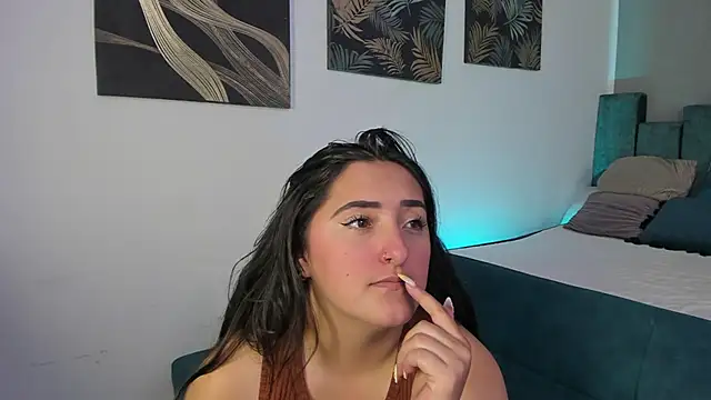 Snapshot of Kathia_Morelli chatting on 10.09.25 Kathia Morelli online show from 10.09.25