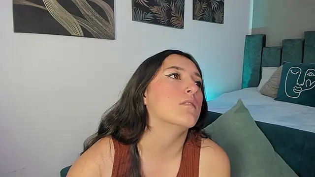 Snapshot of Kathia_Morelli chatting on 10.14.25 Kathia Morelli online show from 10.14.25