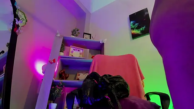 kuromi69 online show from 10.05.25