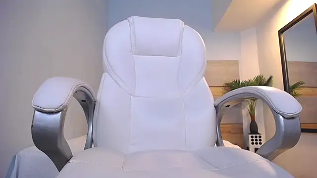 Snapshot of Violetta_rainbow chatting on 01.23.25 Violetta rainbow online show from 01.23.25