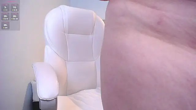 Snapshot of Violetta_rainbow chatting on 02.26.25 Violetta rainbow online show from 02.26.25