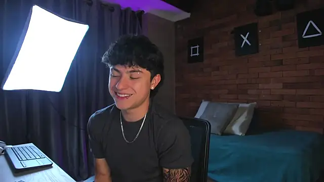 Ares Dickson online show from 02.16.25