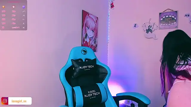 Julieta cott online show from 10.19.25