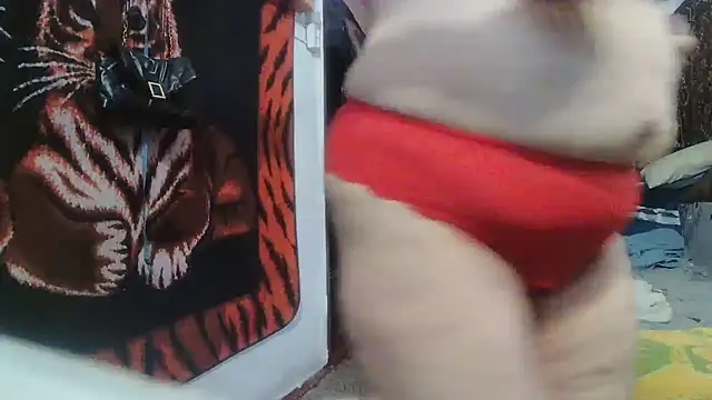 Snapshot of NataliiaRosa54 chatting on 03.22.25 NataliiaRosa54 online show from 03.22.25
