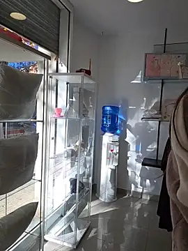 GatitaXD27 online show from 11.26.25