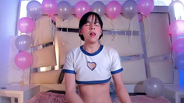 chrystal js online show from 10.20.25