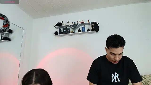 HotCouple 697 online show from 12.15.24