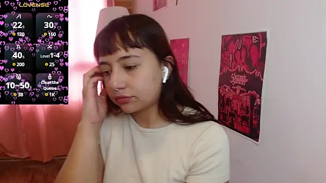 Snapshot of emitaa17228o chatting on 03.08.25 emitaa17228o online show from 03.08.25