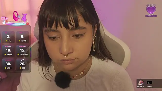 Snapshot of emitaa17228o chatting on 12.01.25 emitaa17228o online show from 12.01.25