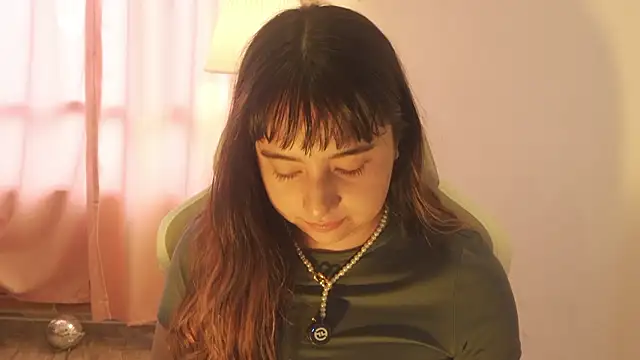 Snapshot of emitaa17228o chatting on 02.13.26 emitaa17228o online show from 02.13.26